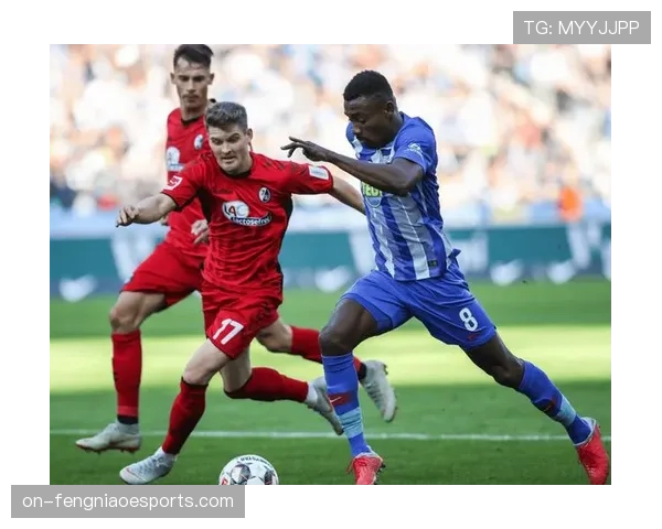 业余联赛观察:德甲定位球战术正被低级别球队广泛模仿 业余联赛观察:德甲定位球战术正被低级别球队广泛模仿